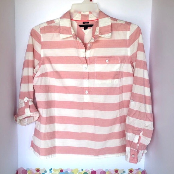 Tommy Hilfiger Tops - Tommy Hilfiger Long Sleeve shirt 👚👠💋